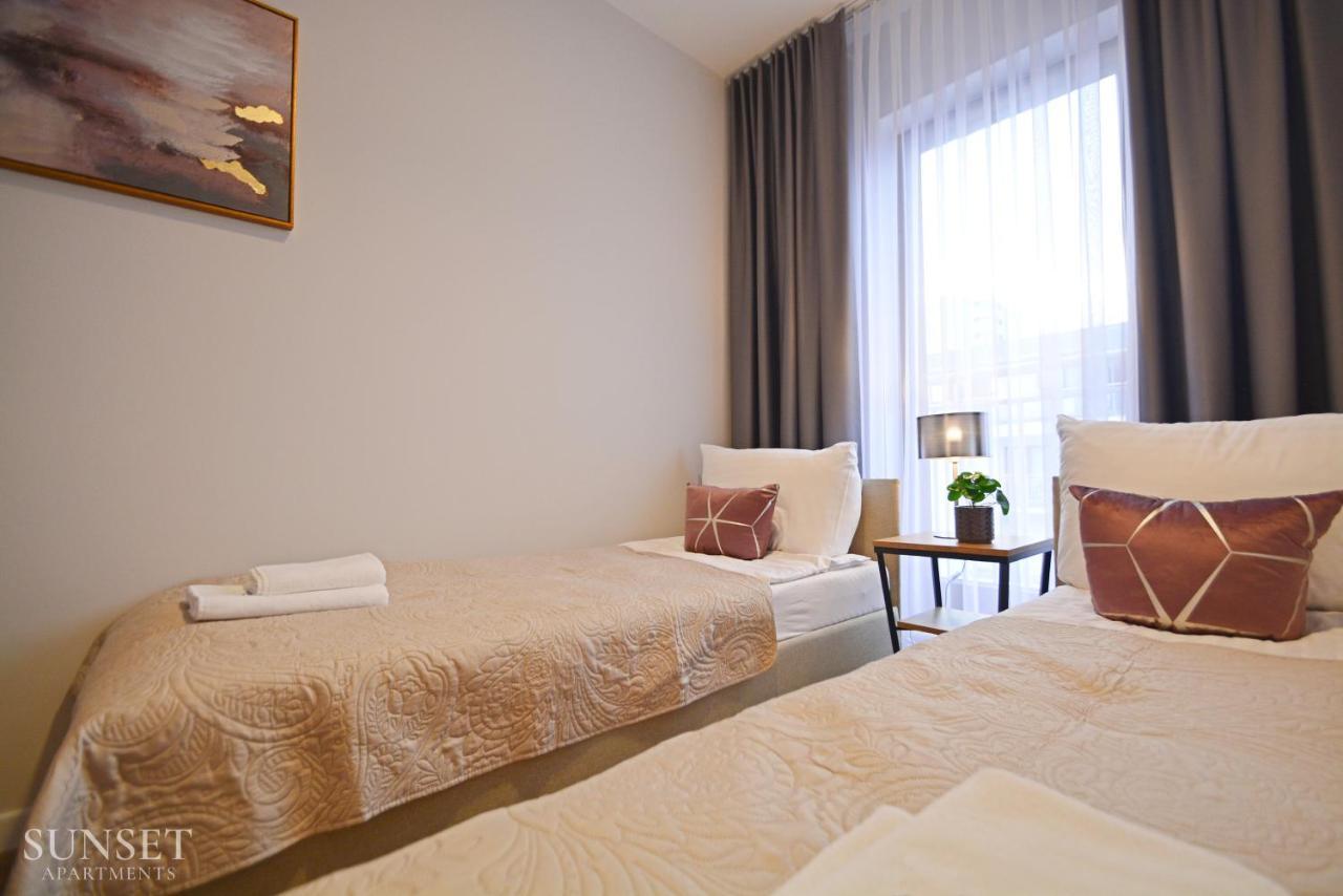 Platan - Sunset Apartments - Garaz Swinoujscie Kültér fotó